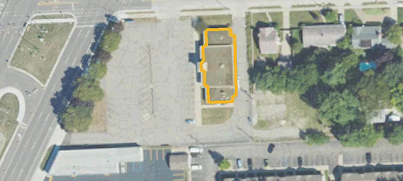 27990 Gratiot Ave
