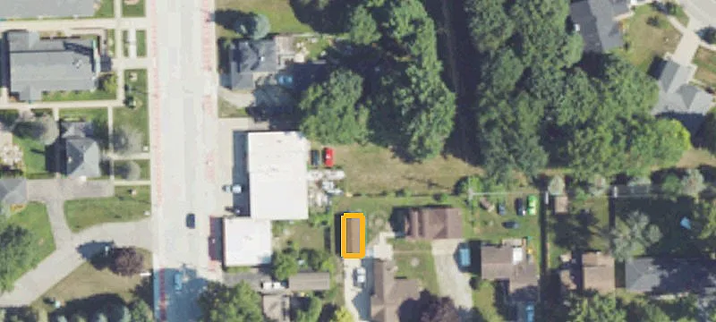 18859 Huron Riv Dr