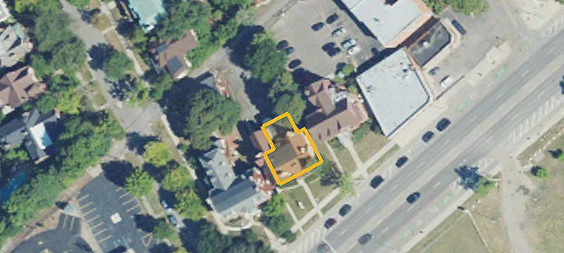 8325 Jefferson Ave