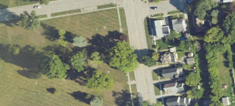 2427 10th Ave