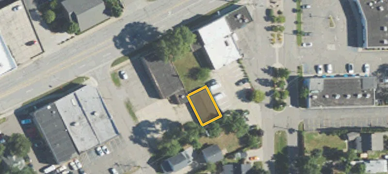 3035 Orch Lk Rd