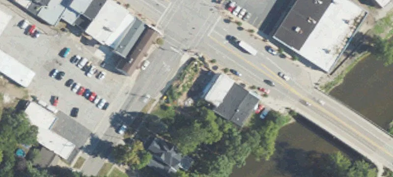 108 Broad St