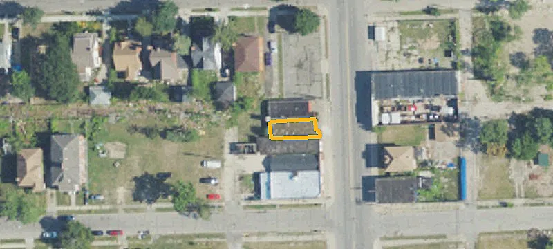 18317 John R St