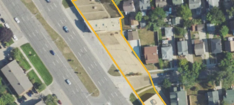 25818 Woodward Ave