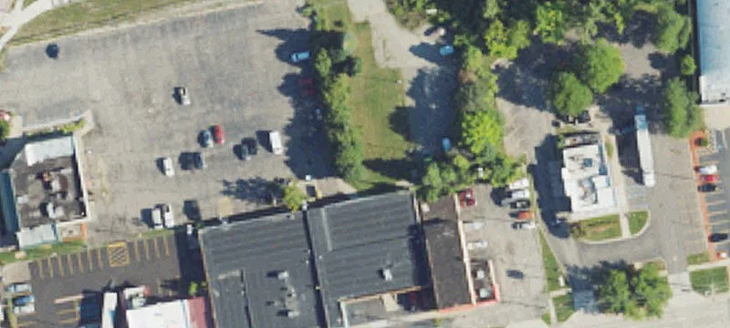 1015 Ew Maple Rd