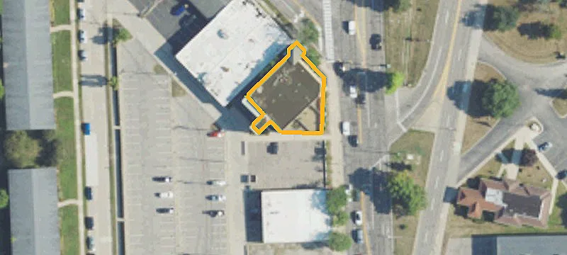 1103 Main St