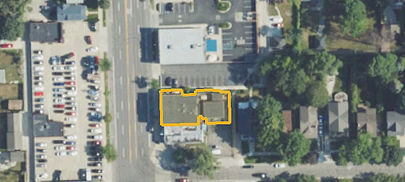 512 Main St