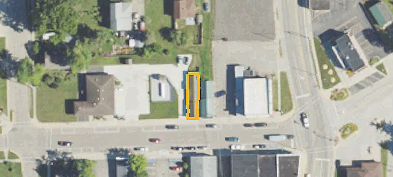 128 Main St