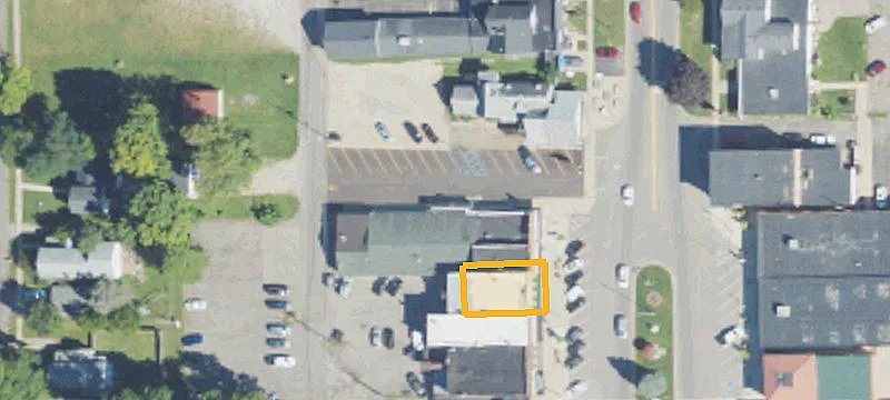 132 Main St