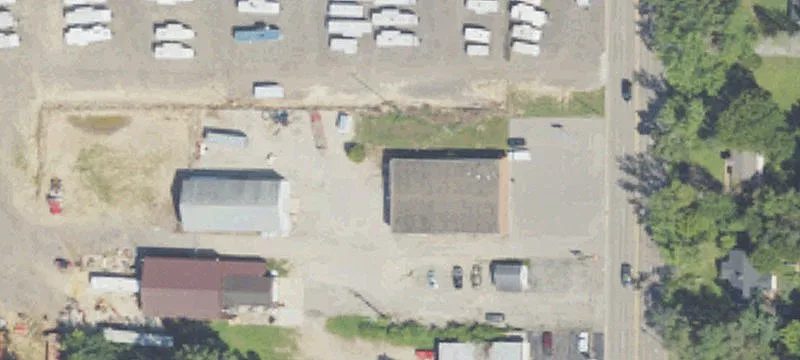 2420 Lansing Ave