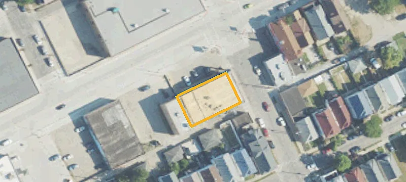 2132 Caniff St