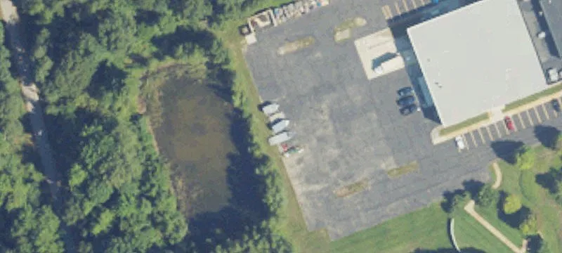 649 Lincoln Lk SE Ave