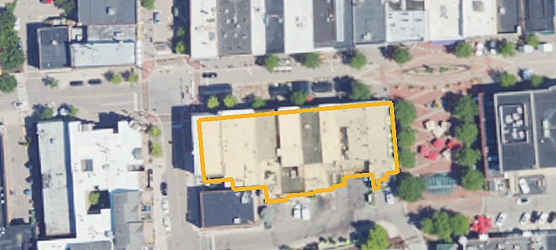 112 Main St