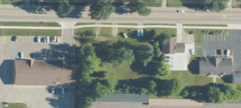 4553 Willoughby Rd