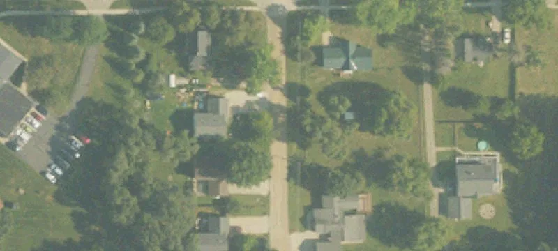 300 Pne St