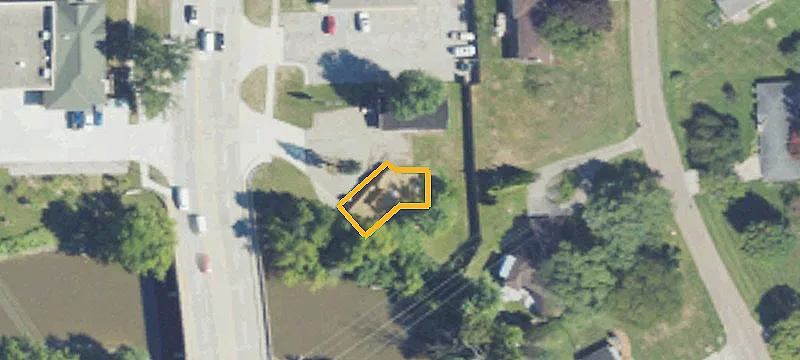 38300 Garfield Rd