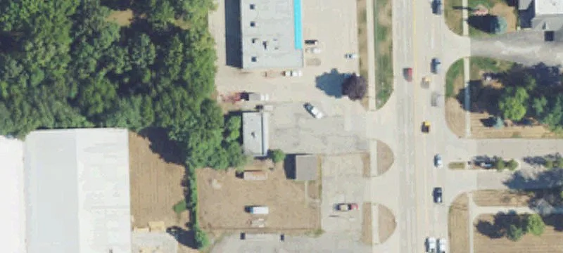 52777 Van Dyke Ave