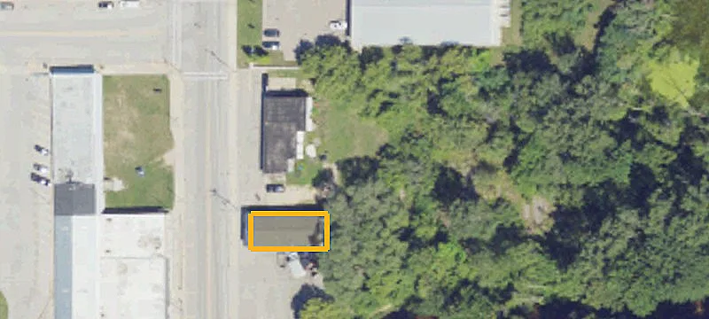 3538 Main St