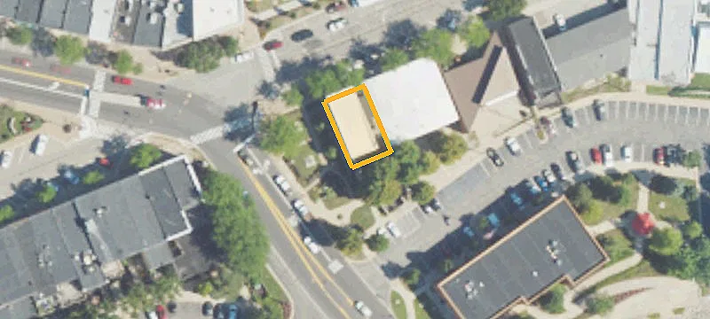 112 Main St