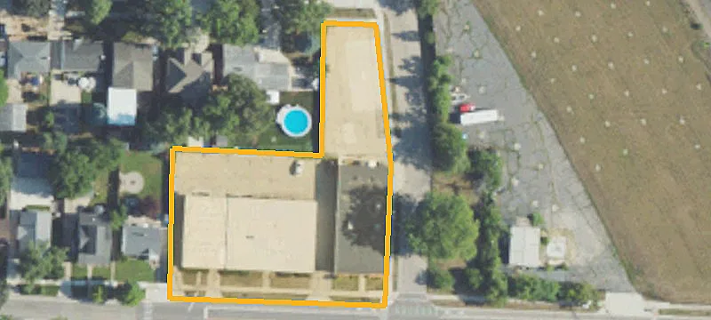 535 Woodward Hts
