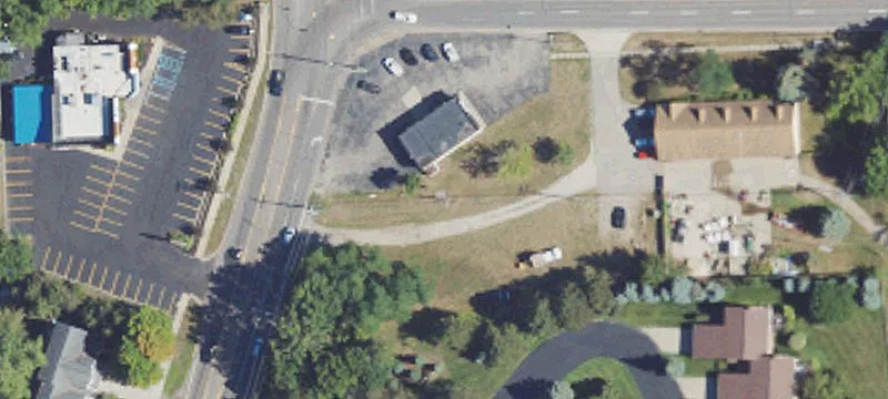 4695 Elizabeth Lk Rd