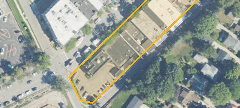 74 Kercheval Ave