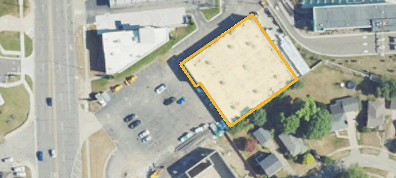44800 Van Dyke Ave