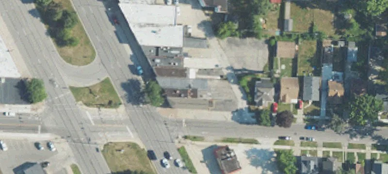 22010 Woodward Ave