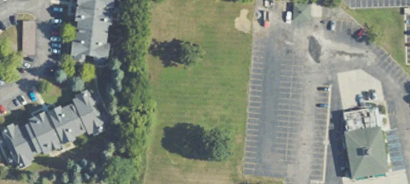 1751 13th Mile Rd