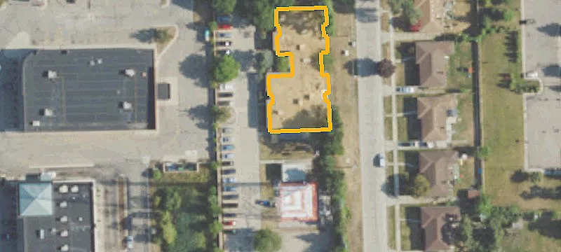 15401 10th Mile Rd