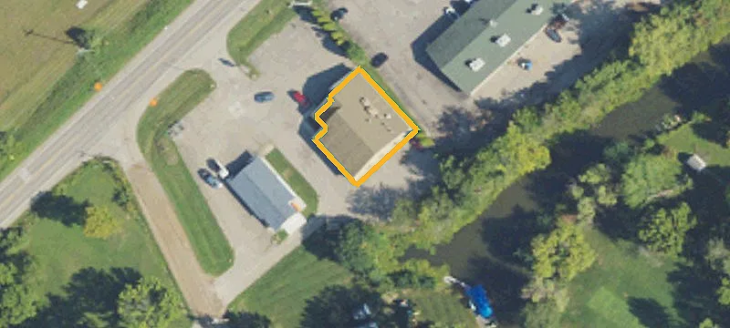 8389 Silver Lk Rd