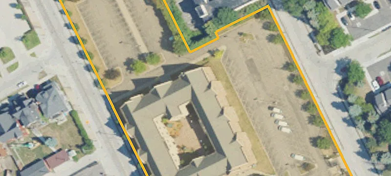 400 Mack Ave