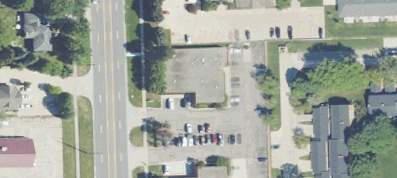 42450 Garfield Rd