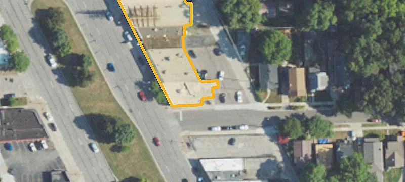 23400 Woodward Ave