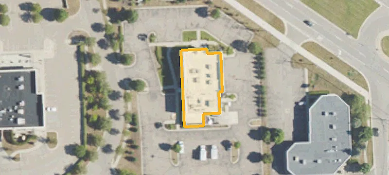 32555 Northwestern Hwy