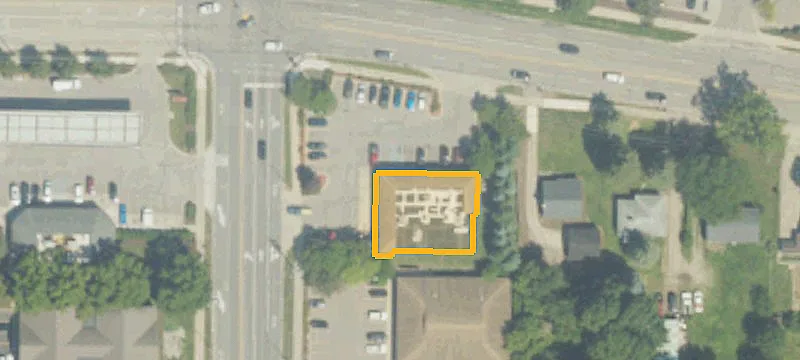 3499 Lk Lansing Rd