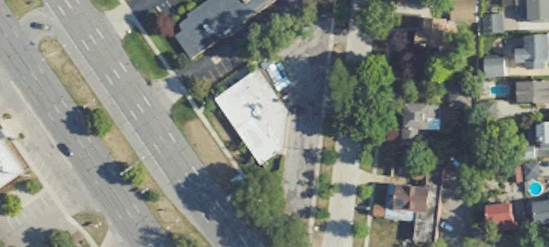 26026 Woodward Ave