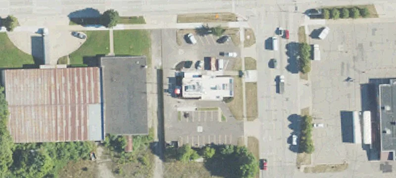 1 Walton Blvd