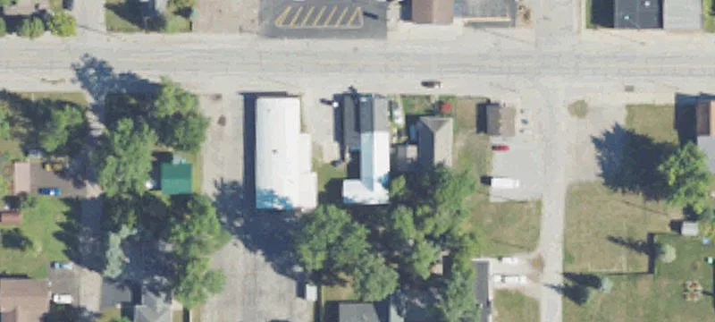 211 Ctr St