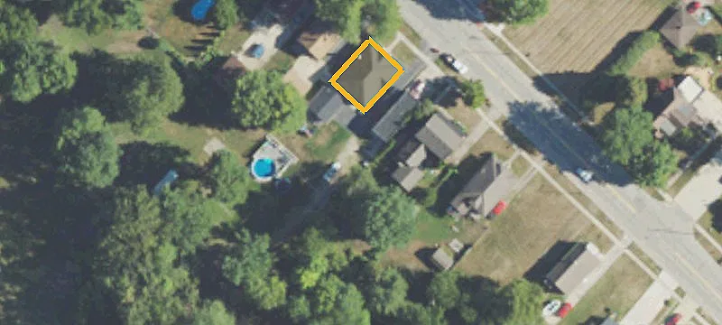 26037 Huron Riv Dr