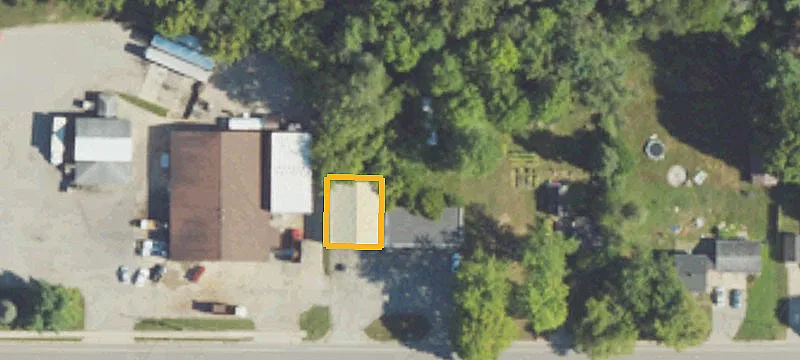 527 Lamoreaux NW Dr