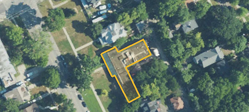 590 Grand Blvd
