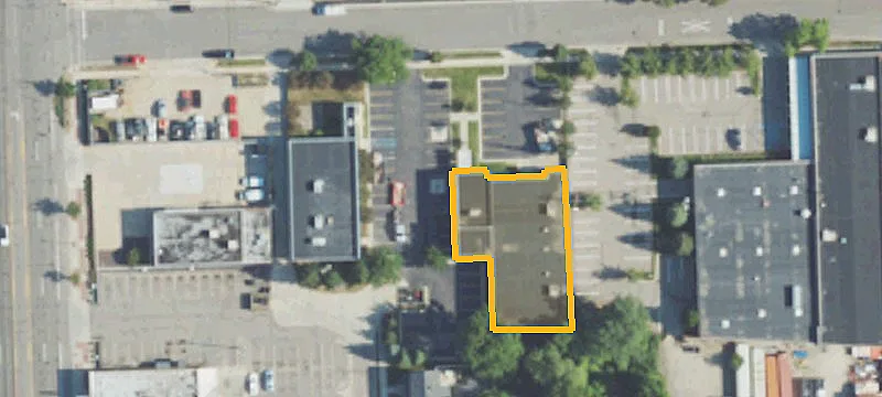 120 Hudson Ave, Unit 124