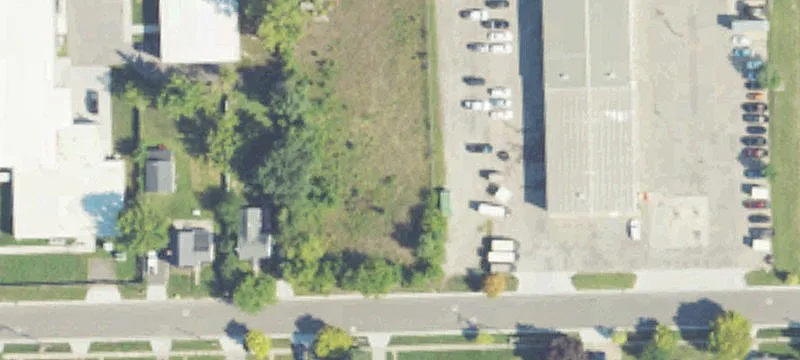 1123 Lowe Ave