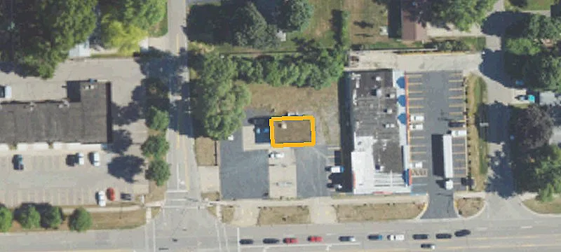 3496 Pontiac Lk Rd