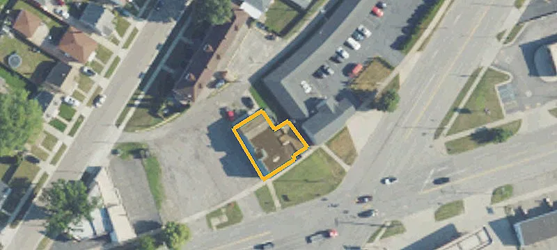 2700 Oakwood Blvd