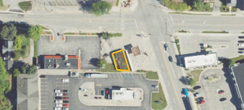 100 Main St