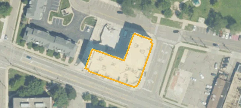 300 Grand Riv Ave
