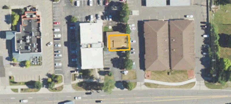 5620 Maple Rd