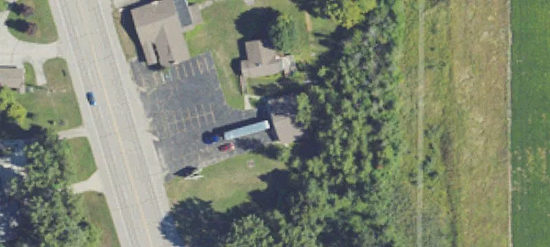869 Huron Rd